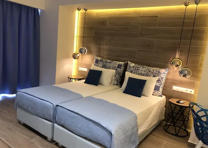 Elpida Apart-hotel 4*