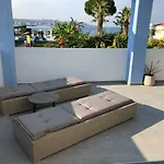 尔必达海滩一室公寓酒店 4*