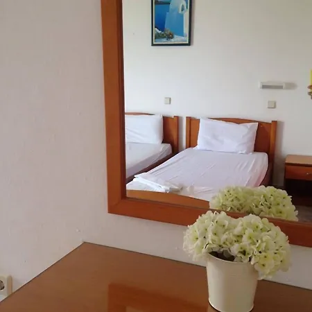 尔必达海滩一室公寓酒店