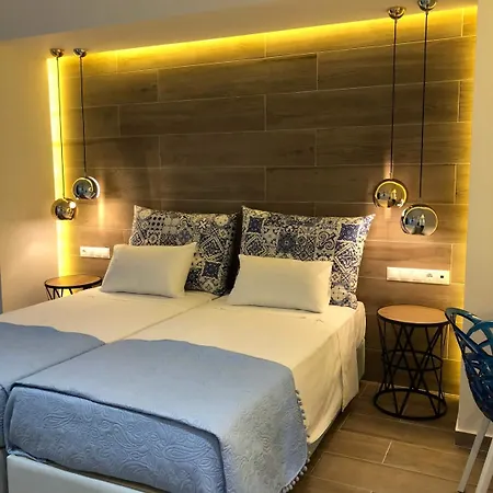 Elpida Hotel de apartamente 4*