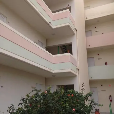 Elpida Apartmanhotel