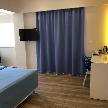 Elpida Apart Otel 2*