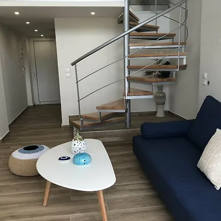 Elpida Aparthotel 2*